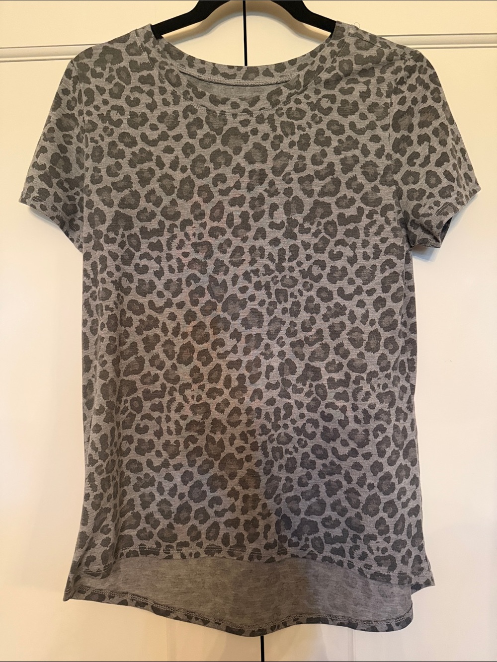 Gray Leopard Print Short Sleeve Women’s Top